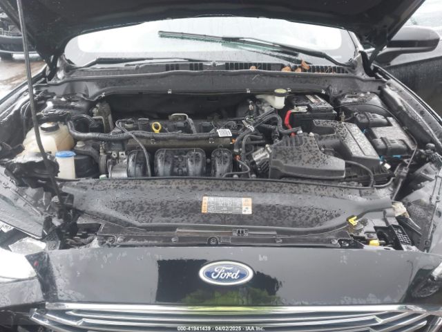 3FA6P0H75JR113960 Ford FUSION SE