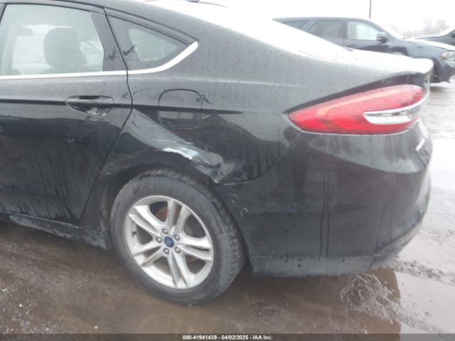 3FA6P0H75JR113960 Ford FUSION SE