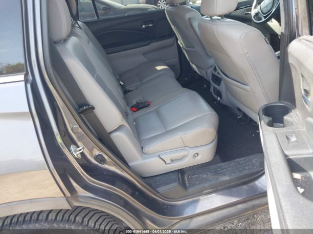 5FNYF5H9XHB046479 Honda Pilot Touring