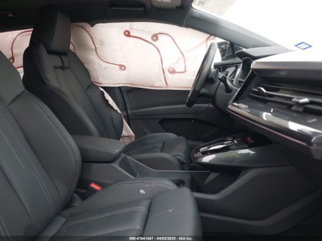 2022 AUDI Q4 E-TRON WA1L2BFZ6NP047597 Photo 4