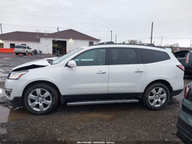 1GNKVGKD8HJ279696 Chevrolet Traverse 1lt