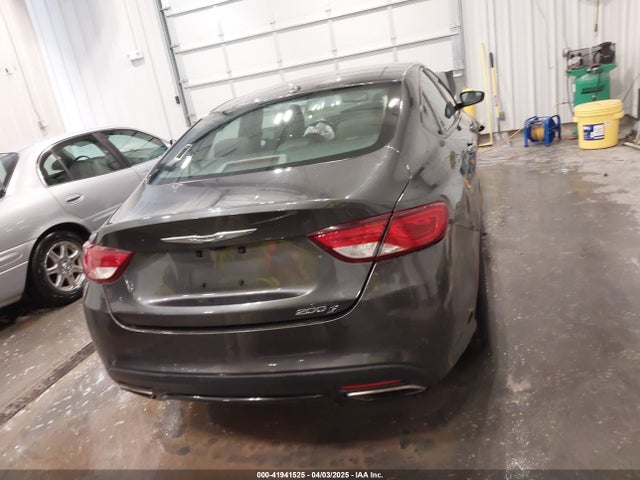 1C3CCCBB1FN532331 Chrysler 200