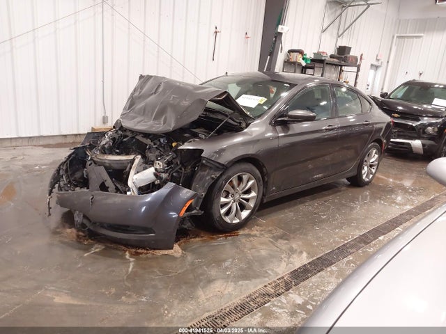 1C3CCCBB1FN532331 Chrysler 200
