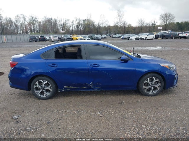 3KPF24AD7ME333189 KIA Forte Lxs