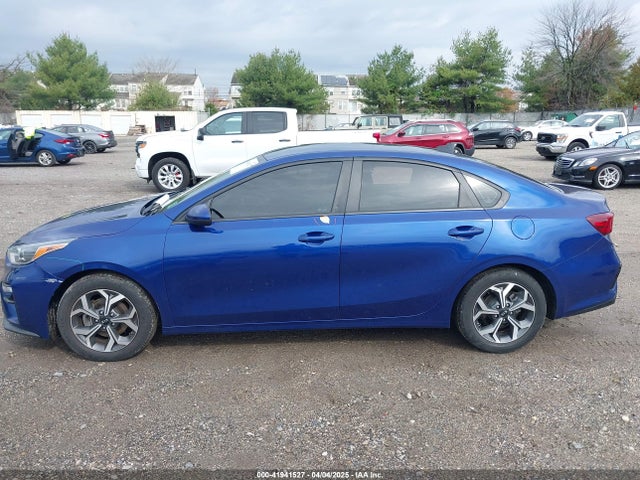 3KPF24AD7ME333189 KIA Forte Lxs
