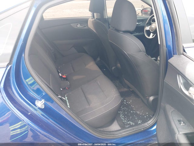 3KPF24AD7ME333189 KIA Forte Lxs