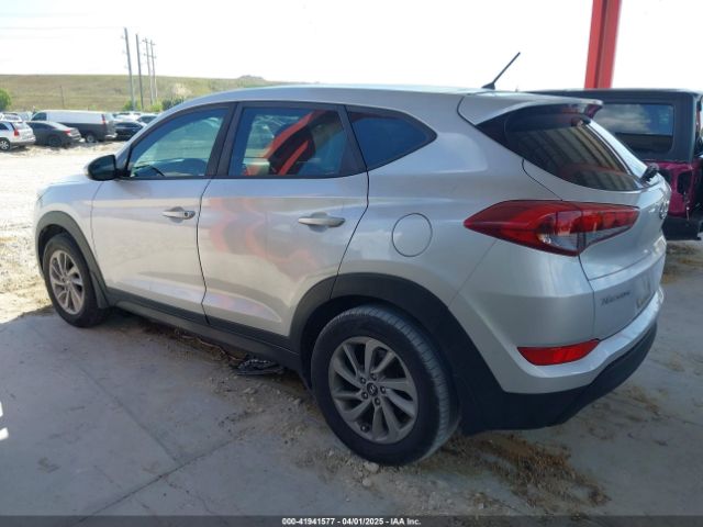 KM8J23A48JU646278 Hyundai TUCSON SE