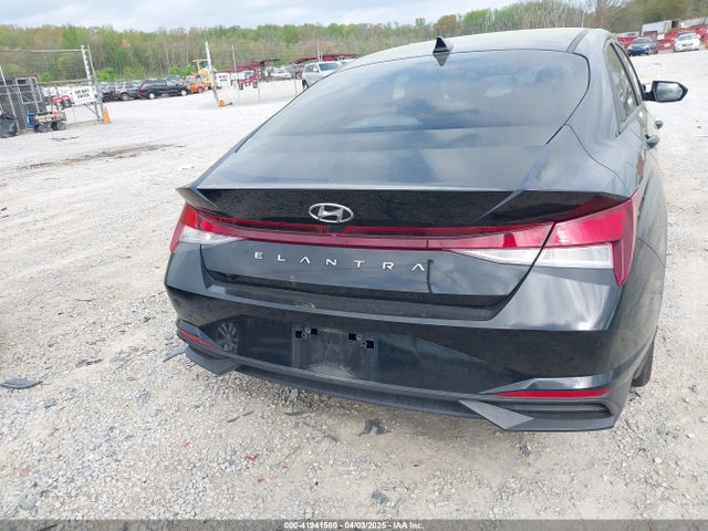 KMHLM4AG4NU247456 Hyundai ELANTRA SEL