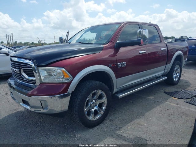 1C6RR7NM8HS882107 RAM 1500 Laramie  4x4 5'7 Box