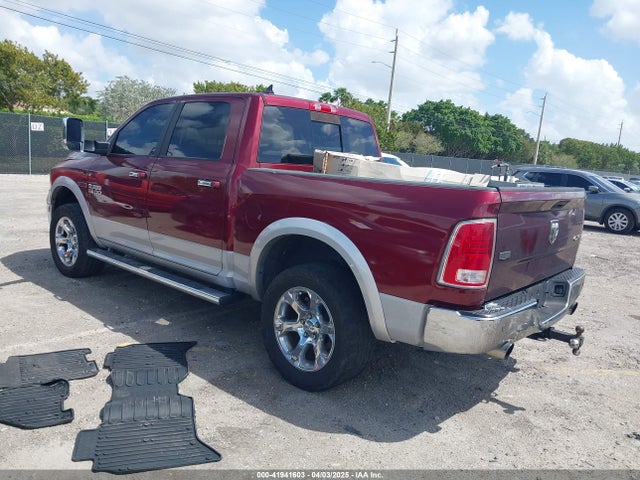 1C6RR7NM8HS882107 RAM 1500 Laramie  4x4 5'7 Box