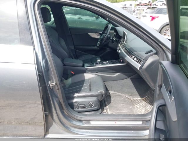 2017 AUDI A4 WAULNAF44HN017426 Photo 4