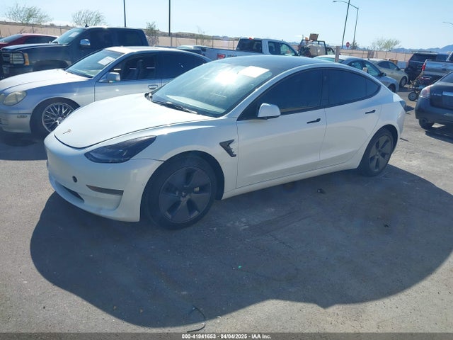 5YJ3E1EAXNF317928 Tesla MODEL 3