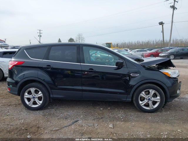 1FMCU9G94GUA30823 Ford ESCAPE SE