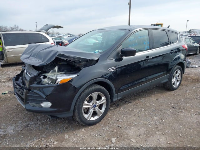 1FMCU9G94GUA30823 Ford ESCAPE SE