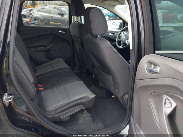 1FMCU9G94GUA30823 Ford ESCAPE SE