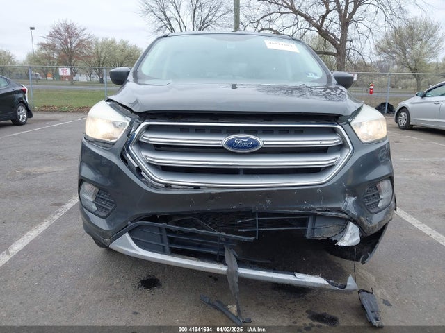 1FMCU9GD2HUD71238 Ford ESCAPE SE