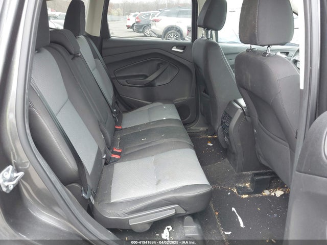 1FMCU9GD2HUD71238 Ford ESCAPE SE