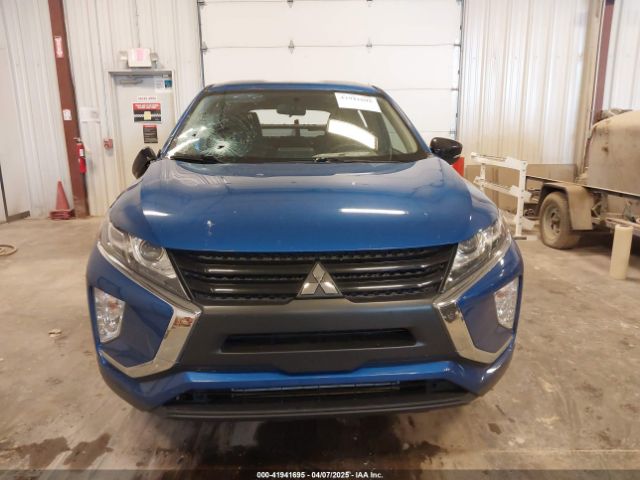 JA4AT4AA9JZ069268 Mitsubishi Eclipse Cross Le