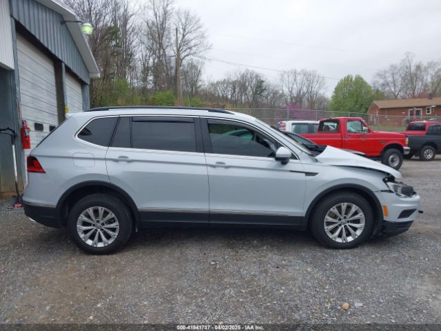 3VV2B7AX6JM150296 Volkswagen Tiguan 2.0t Se/2.0t Sel