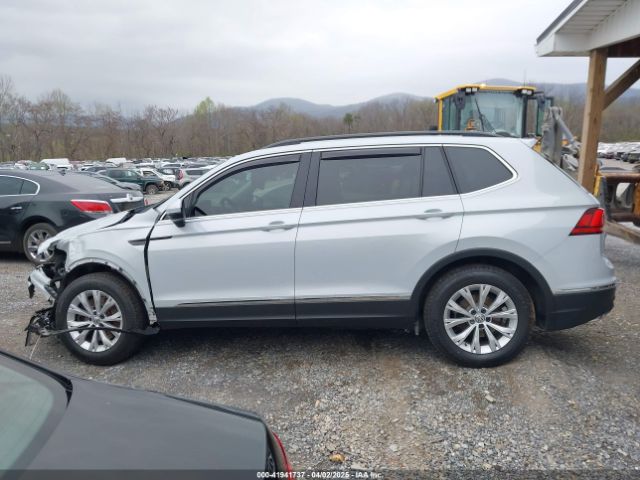 3VV2B7AX6JM150296 Volkswagen Tiguan 2.0t Se/2.0t Sel