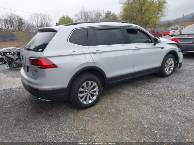 3VV2B7AX6JM150296 Volkswagen Tiguan 2.0t Se/2.0t Sel