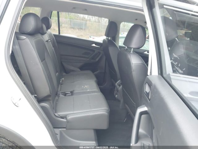 3VV2B7AX6JM150296 Volkswagen Tiguan 2.0t Se/2.0t Sel