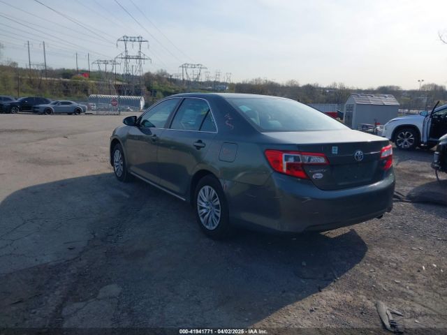 4T4BF1FK2ER436873 Toyota CAMRY LE