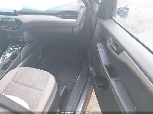 2022 FORD ESCAPE 1FMCU0G61NUA48338 Photo 4