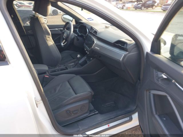 WA1EECF35N1063231 Audi 45 tfsi