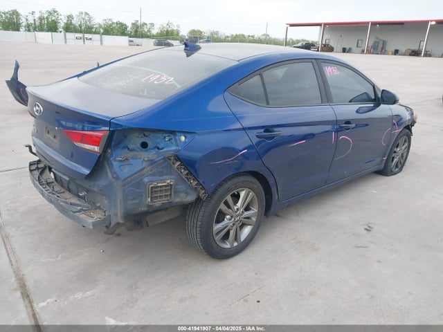 5NPD84LF8HH102341 Hyundai ELANTRA SE