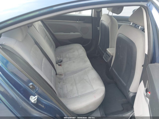 5NPD84LF8HH102341 Hyundai ELANTRA SE