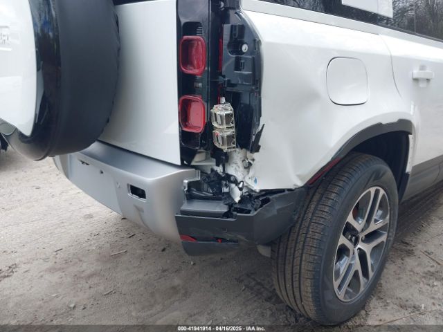 SALEJ7EX9S2383812 Land Rover Defender 110 P300