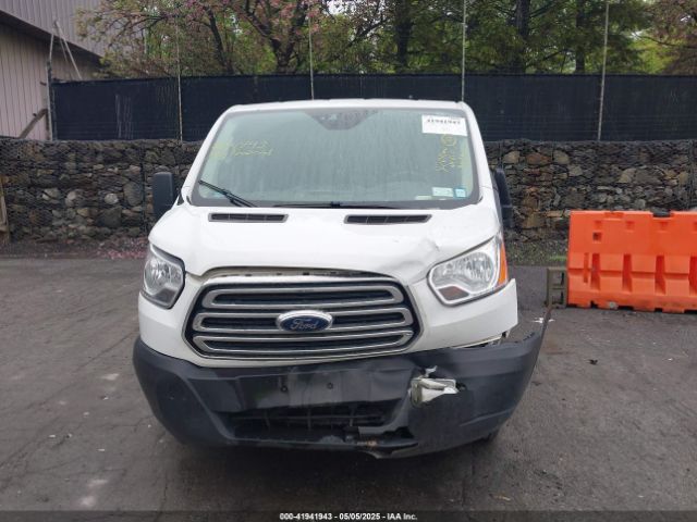 1FTYR1ZM7KKA71062 Ford Transit-250