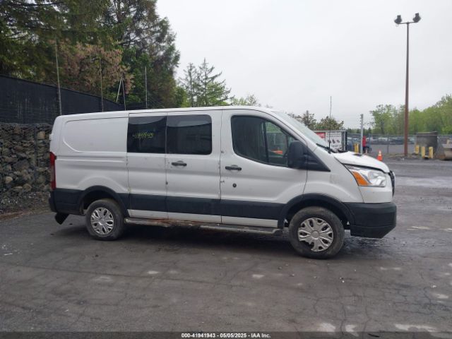 1FTYR1ZM7KKA71062 Ford Transit-250