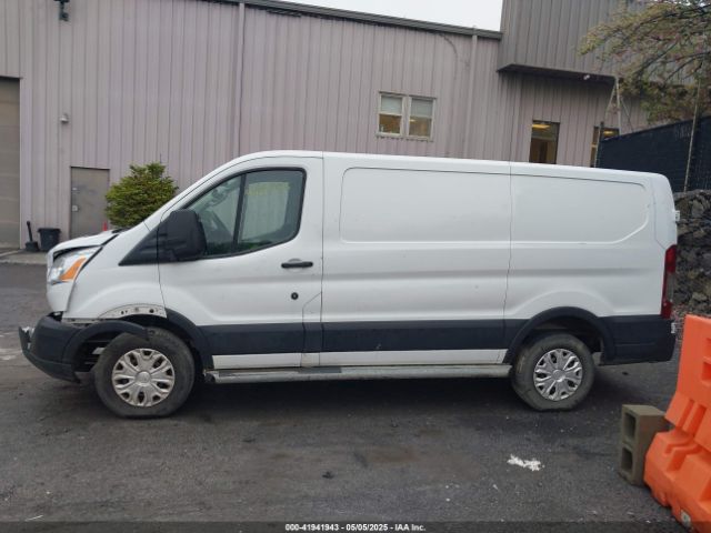 1FTYR1ZM7KKA71062 Ford Transit-250