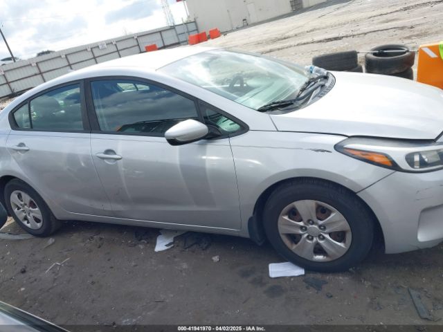 3KPFK4A73HE091453 KIA FORTE LX