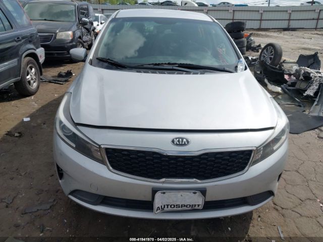3KPFK4A73HE091453 KIA FORTE LX