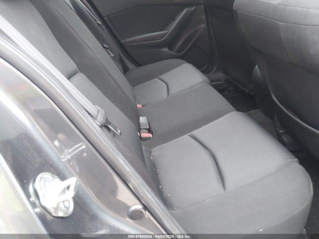 3MZBM1J72GM244087 Mazda Mazda3 I Sport