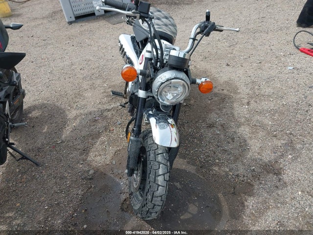 MLHJB0350R5200704 Honda Jb03e-6200001