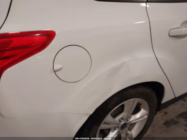 1FADP3F21EL200534 Ford FOCUS SE