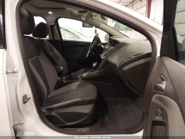 1FADP3F21EL200534 Ford FOCUS SE