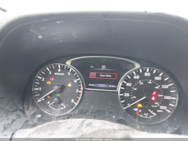 5N1DR2MN7JC654627 Nissan Pathfinder S