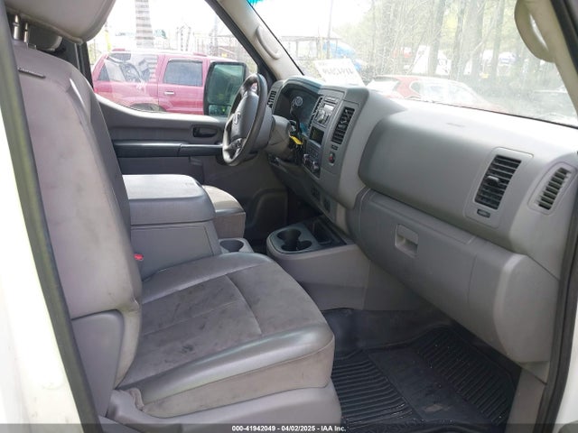 1N6AF0LY5HN804102 Nissan Nv Cargo Nv3500 Hd Sv V8