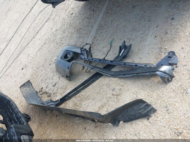 3TMAZ5CN6MM151989 Toyota Tacoma Sr5 V6
