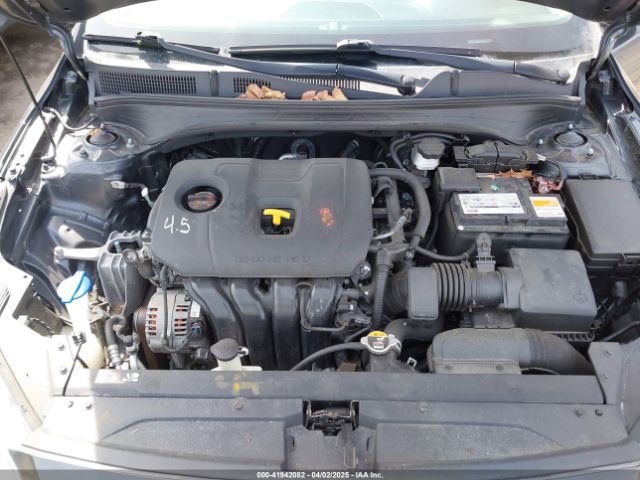 3KPF24AD0KE102969 KIA Forte Lxs