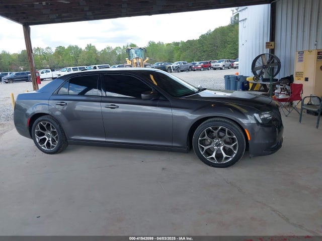 Chrysler 300 300s 2018 2C3CCABGXJH141003 Image 13