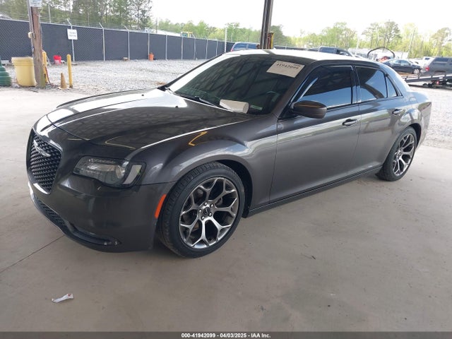 Chrysler 300 300s 2018 2C3CCABGXJH141003 Image 2