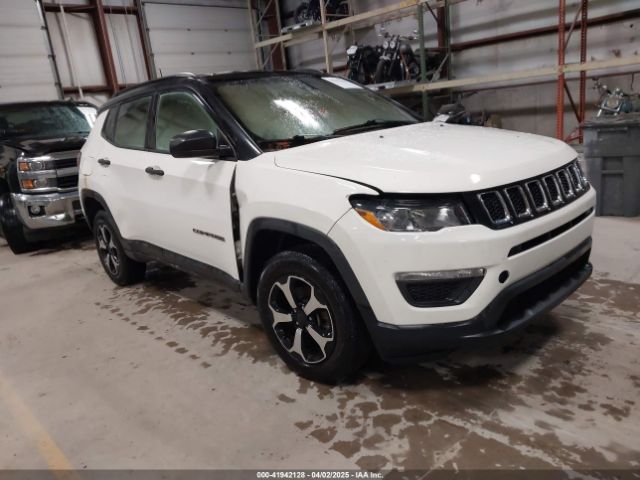 2019 JEEP COMPASS 3C4NJDAB5KT713136