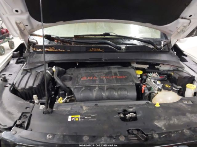 2019 JEEP COMPASS 3C4NJDAB5KT713136 Photo 9