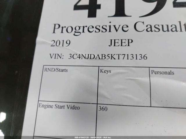 2019 JEEP COMPASS 3C4NJDAB5KT713136 Photo 8